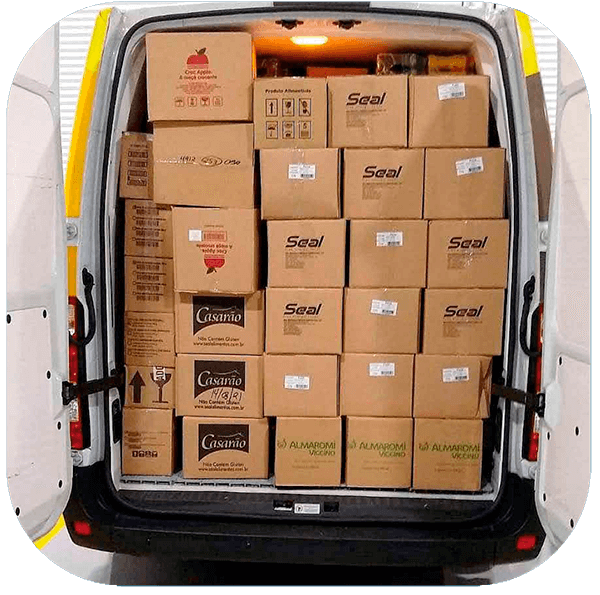 lourenco-alimentos-nossa-historia-fundo_van_produtos-01